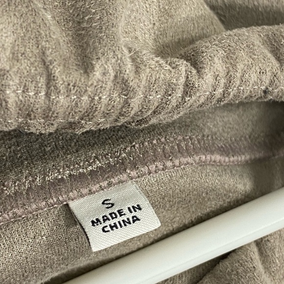 Aritzia Wilfred Daria Free Tannin Leggings size small - Picture 6 of 7